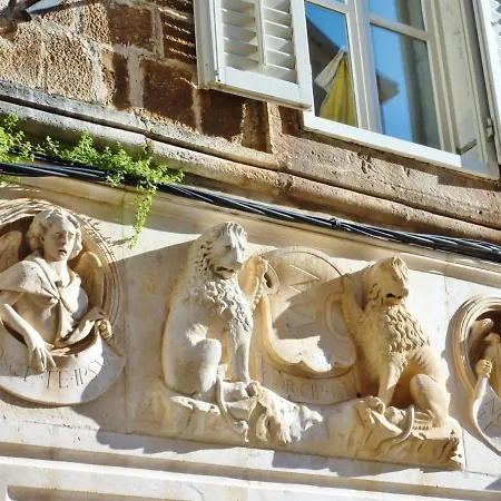 Апартаменти In Okrug Gornji With Sea View, Air Conditioning, Wifi, Washing Machine 5049-2 *