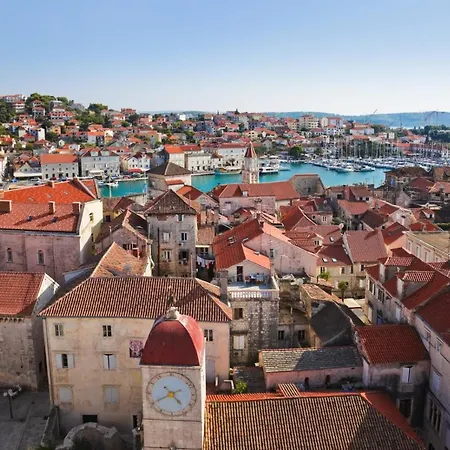 In Okrug Gornji With Sea View, Air Conditioning, Wifi, Washing Machine 5049-2 Apartament *