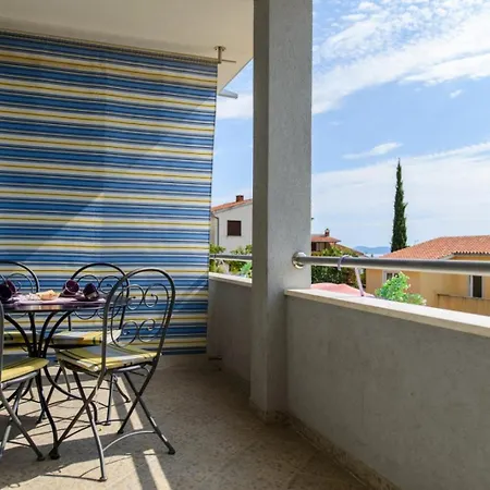 In Okrug Gornji With Sea View, Air Conditioning, Wifi, Washing Machine 5049-2 Apartament *