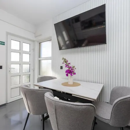 아파트 In Okrug Gornji With Sea View, Air Conditioning, Wifi, Washing Machine 5049-2