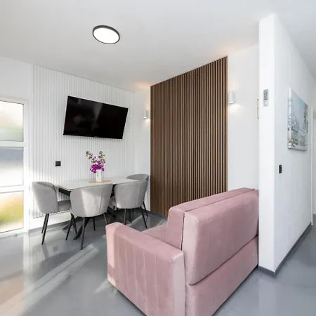 아파트 In Okrug Gornji With Sea View, Air Conditioning, Wifi, Washing Machine 5049-2 트로기르